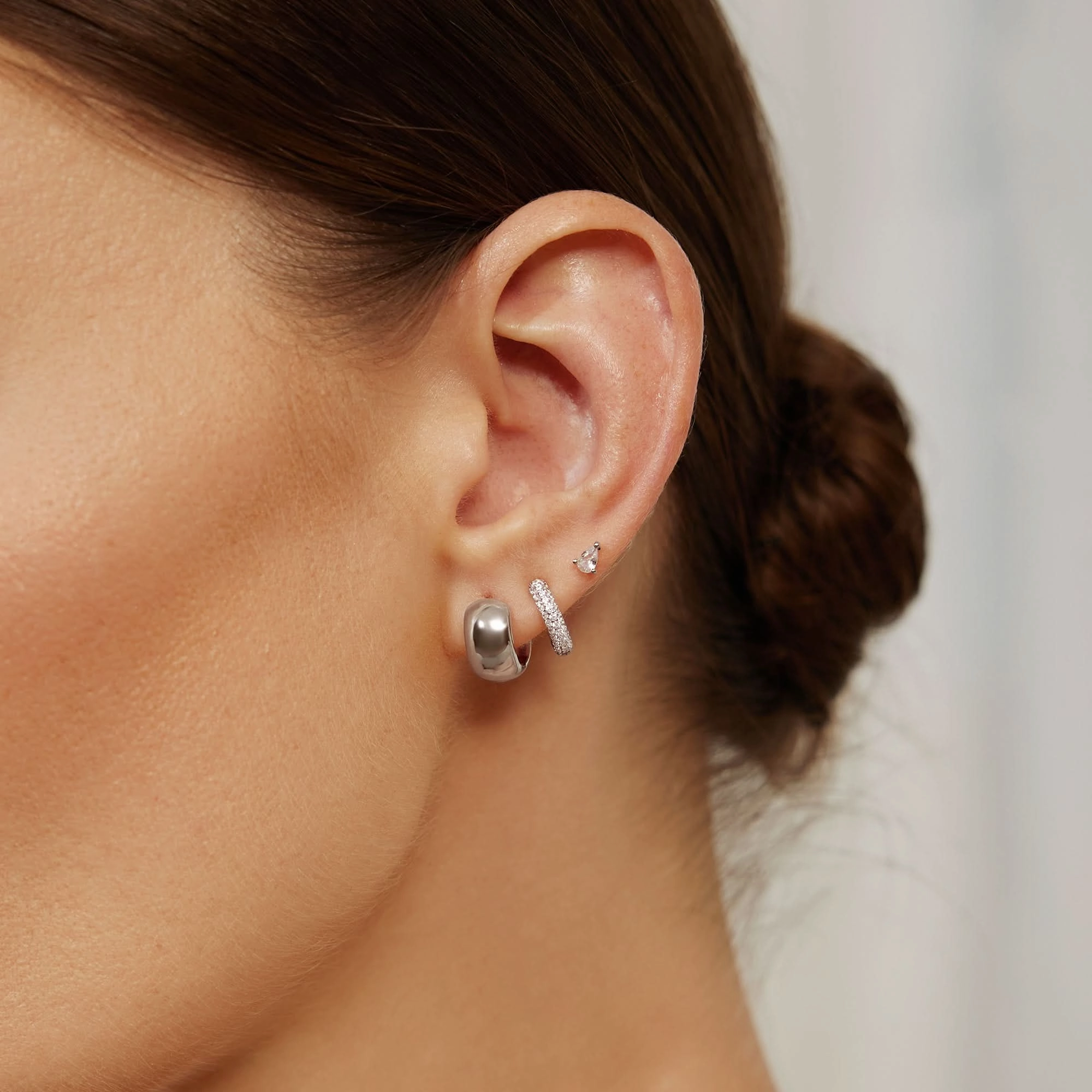 Silver Chubby Small Huggie Hoop Earrings E064-04H