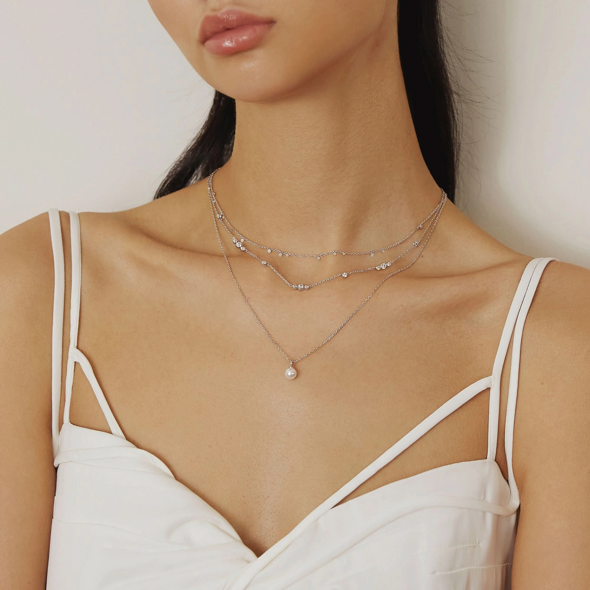 Silver Disc Station Necklace N063-01H