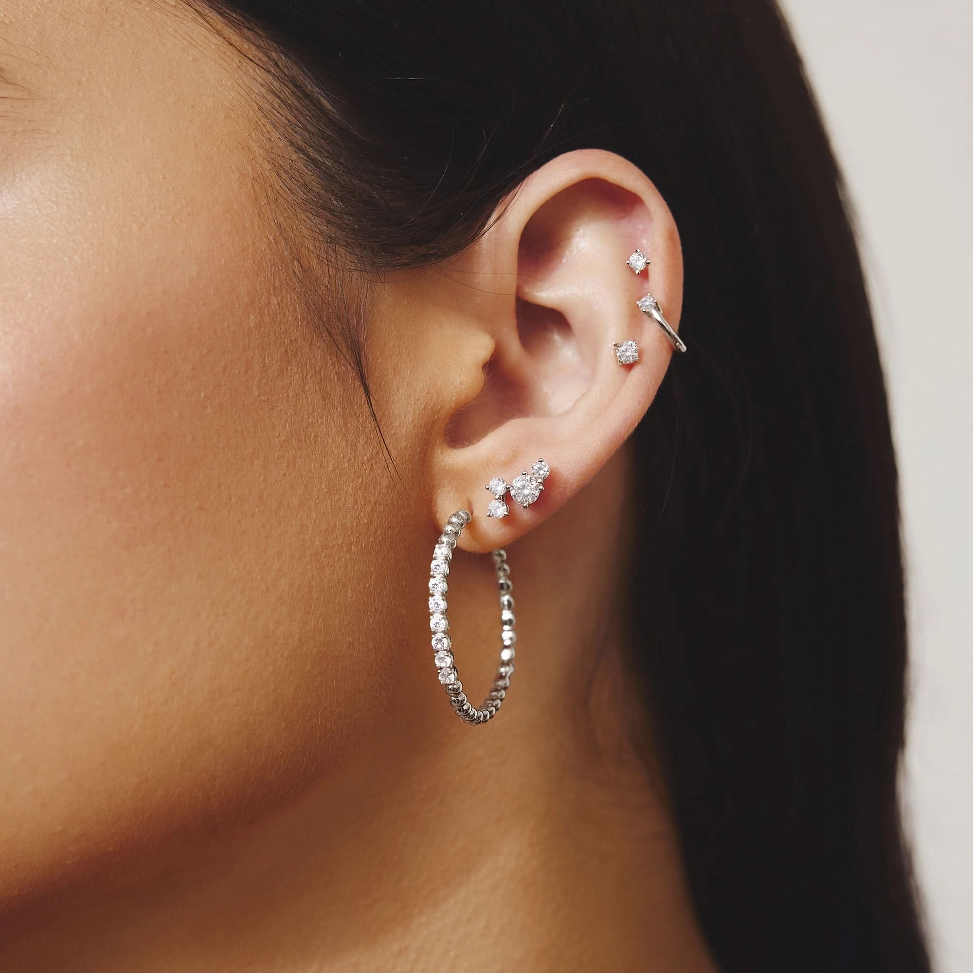 Silver Large Claw Sphere Beaded Hoop Earrings E065-05H