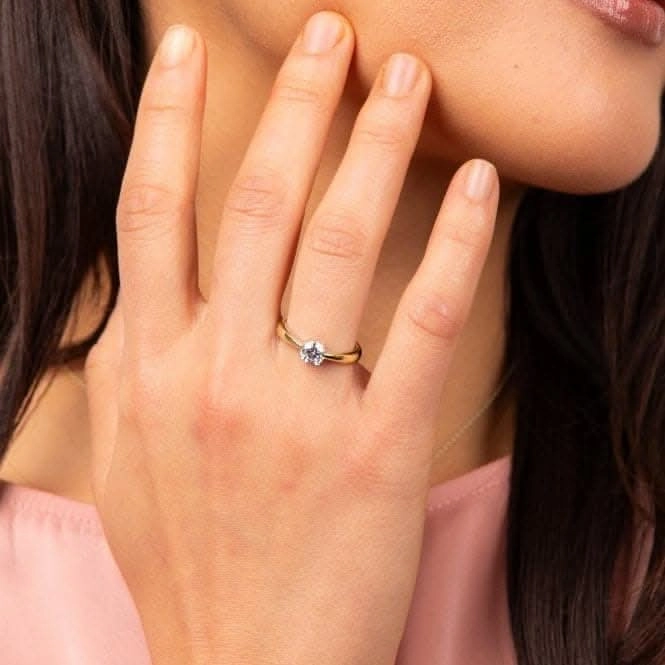 Sterling Silver Clear Cubic Zirconia Ring R3866