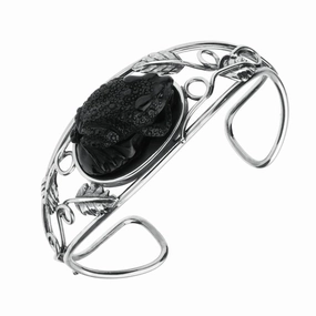 Sterling Silver Whitby Jet Carved Frog Bangle