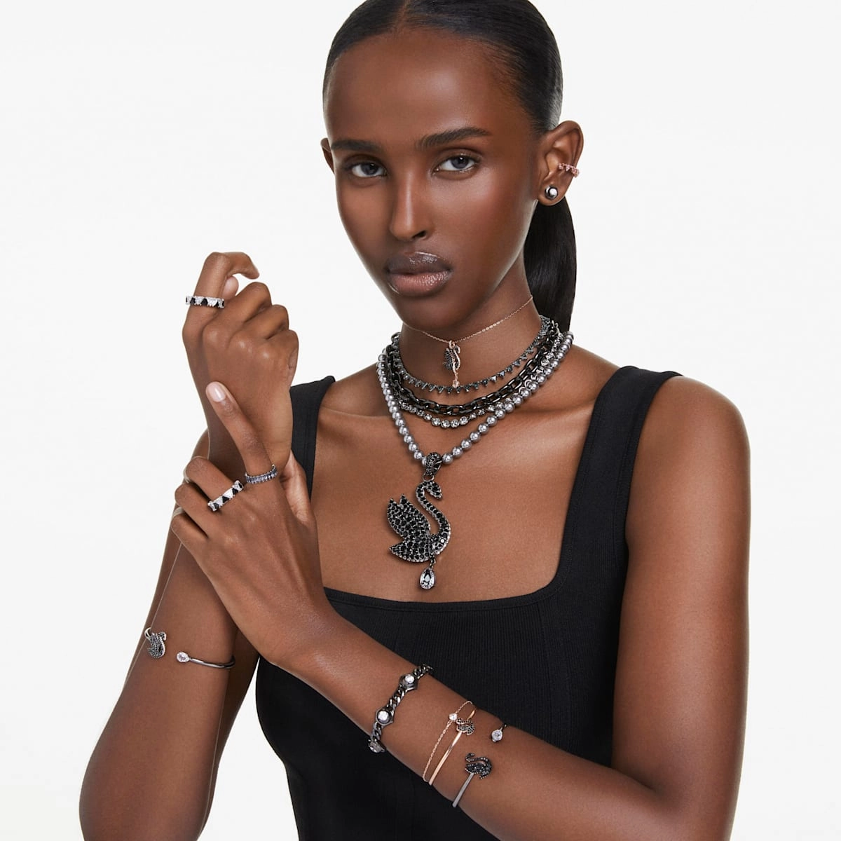 Swarovski Black Swan Rosegold Bangle