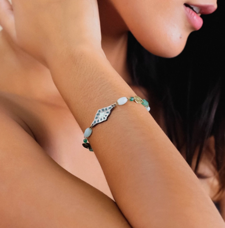 TALULAH shell   looped bead bracelet