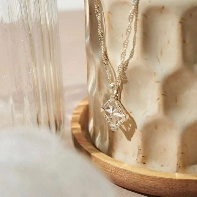 Twisted Rope Chain Inner Guidance Necklace SNTR3234