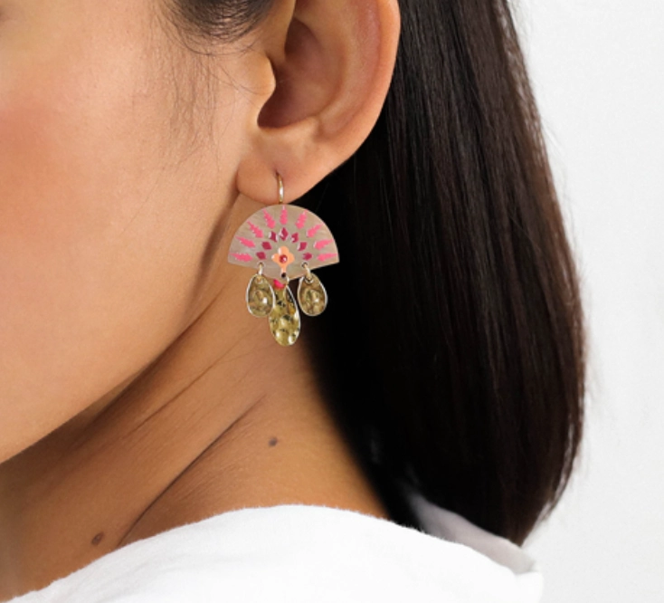 YOKO *french hook with 3 drops dangles