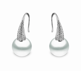 Yoko Pearls 18ct White Gold 0.40ct Diamond White Pearl Tapered Drop Earrings